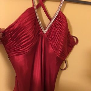 Stunning dress w beading and gorgeous open back